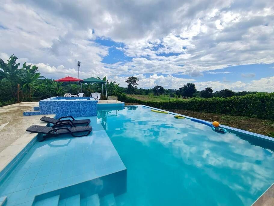 Finca En El Quindio Arrullo Cafetero 金巴亚 外观 照片